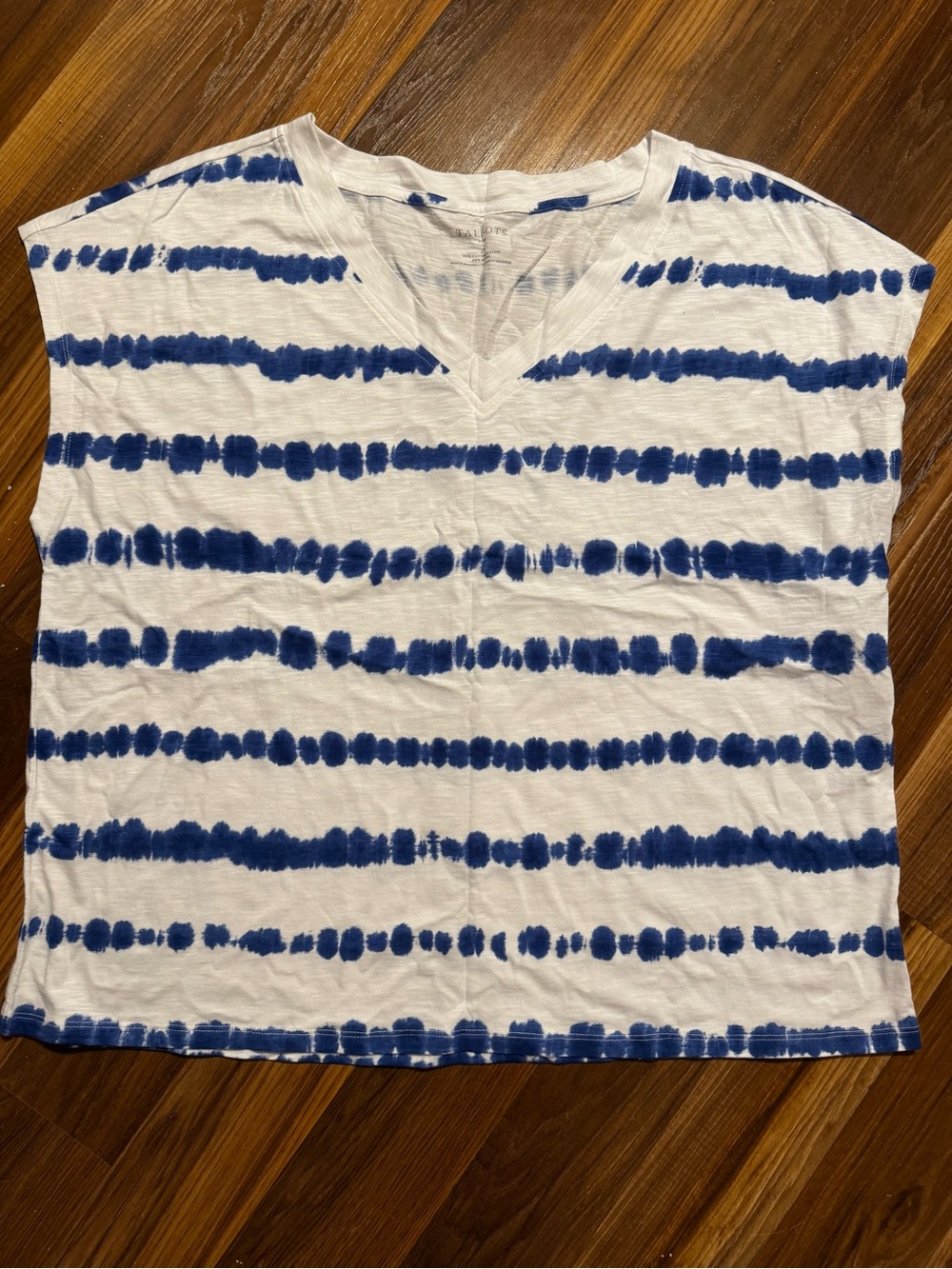 Gorgeous Talbots White & Blue Tie-Dye Stripe V-Neck Tank